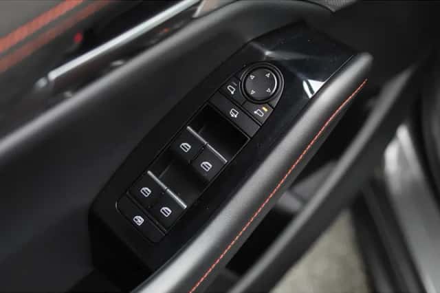 Mazda 3 (2025) thumbnail 9