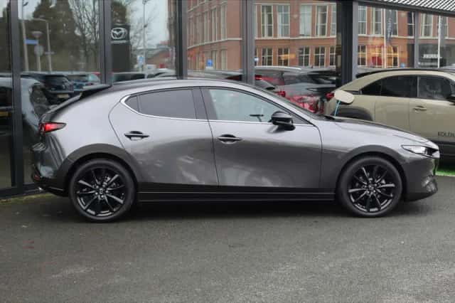 Mazda 3 (2025) thumbnail 2