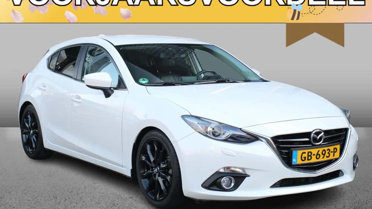 Mazda 3 — foto 1