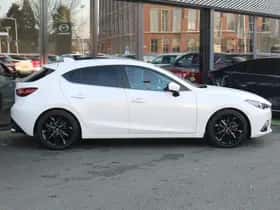 Mazda 3 thumbnail 2