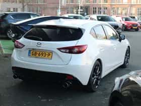 Mazda 3 thumbnail 3