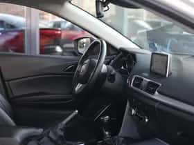 Mazda 3 thumbnail 23