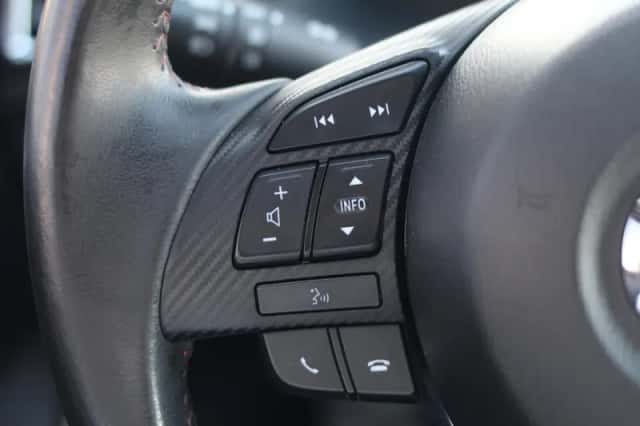 Mazda 3 (2015) thumbnail 10