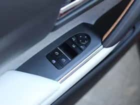 Mazda MX-30 thumbnail 9