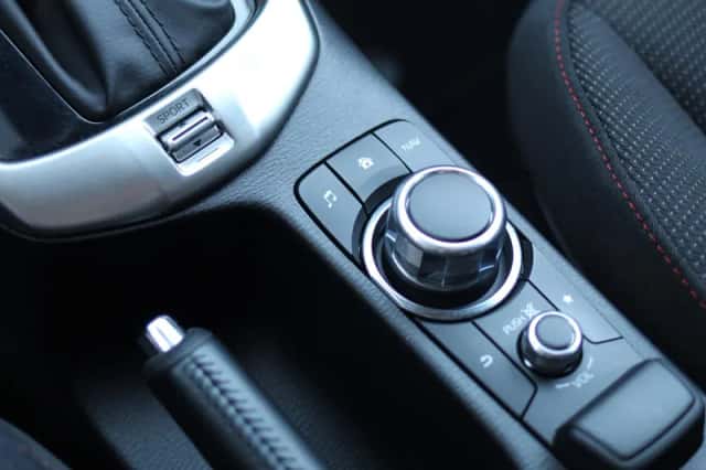 Mazda 2 (2023) thumbnail 13