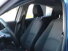 Mazda 2 thumbnail 7