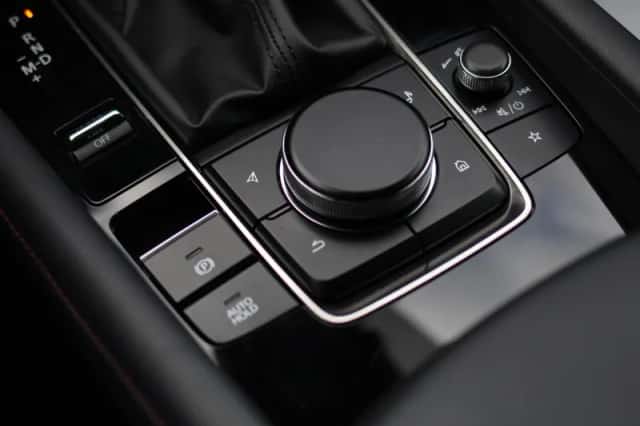 Mazda 3 (2024) thumbnail 14