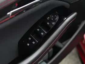 Mazda 3 thumbnail 8