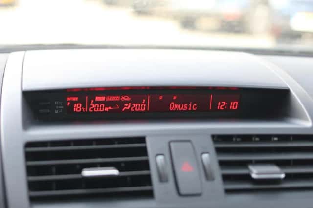 Mazda 6 (2012) thumbnail 17