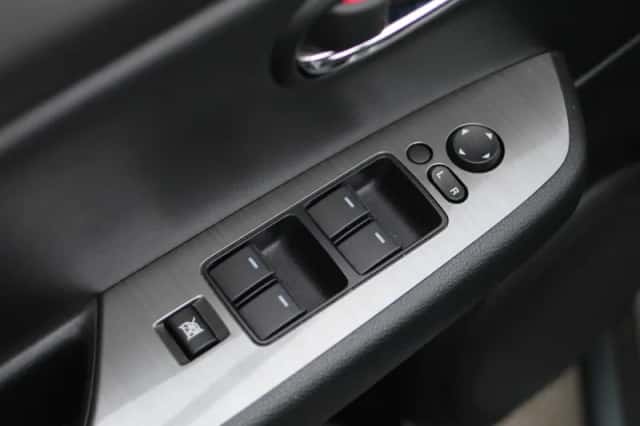 Mazda 6 (2012) thumbnail 9