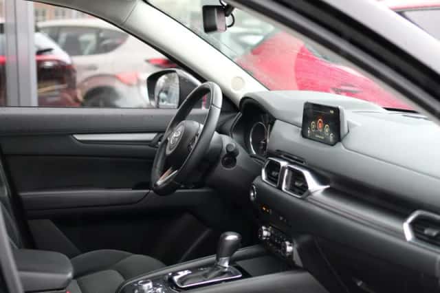 Mazda CX-5 (2017) thumbnail 22