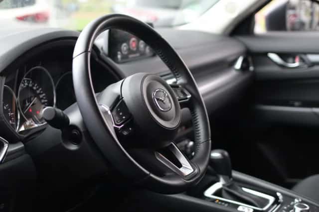 Mazda CX-5 (2017) thumbnail 8