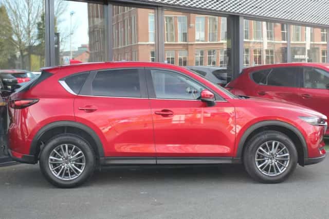 Mazda CX-5 (2018) thumbnail 2