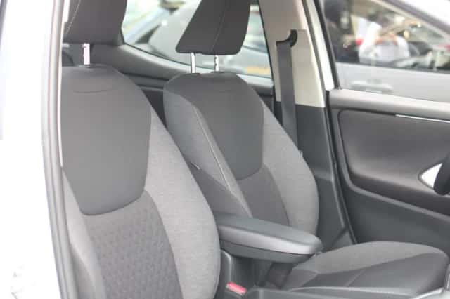Mazda 2 (2023) thumbnail 23
