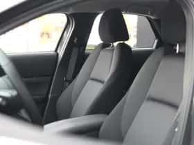 Mazda CX-30 thumbnail 8
