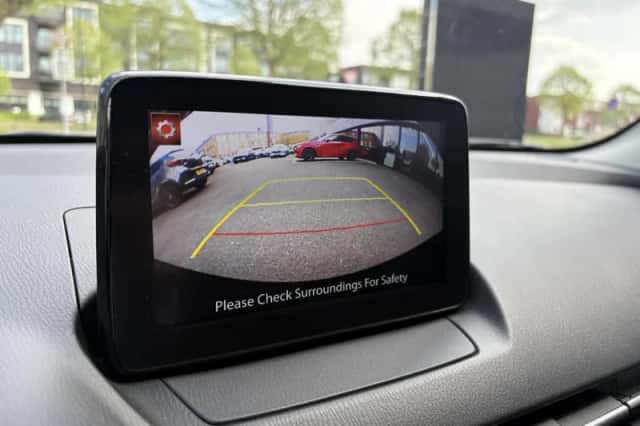 Mazda 2 (2021) thumbnail 13