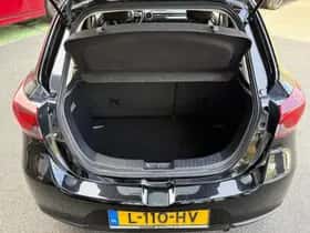 Mazda 2 thumbnail 4