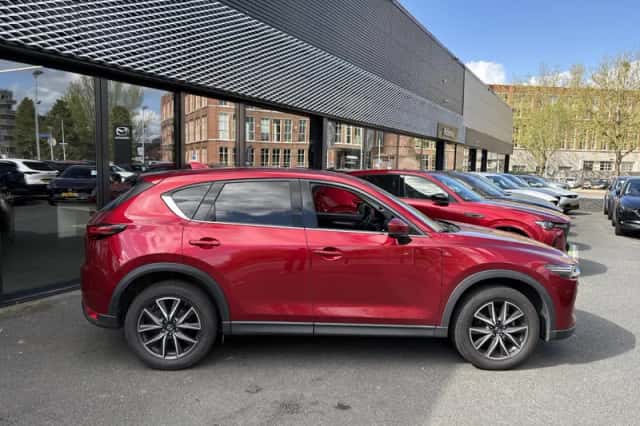 Mazda CX-5 (2019) thumbnail 2