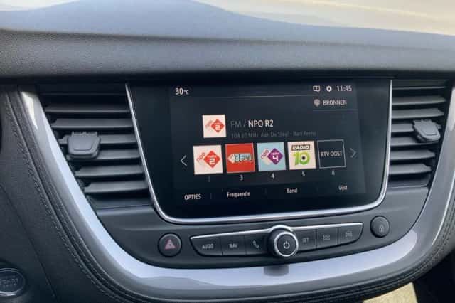 Opel Grandland X (2019) thumbnail 12