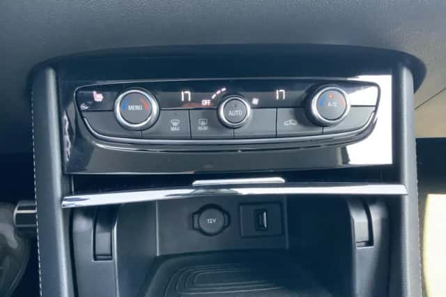 Opel Grandland X (2019) thumbnail 15