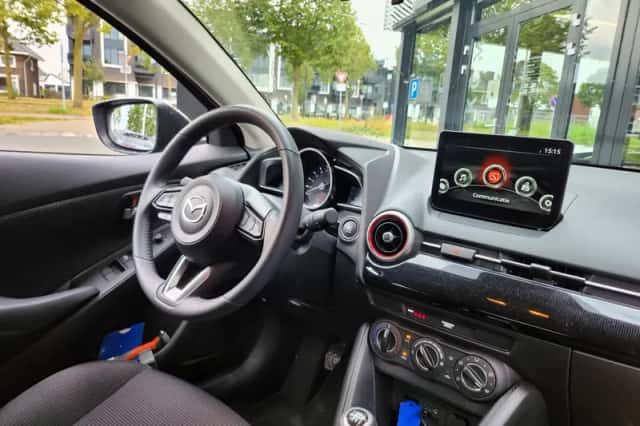 Mazda 2 (2023) thumbnail 8
