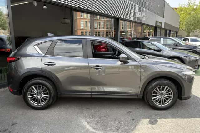 Mazda CX-5 (2018) thumbnail 2