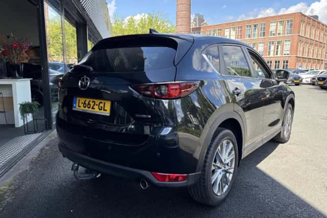 Mazda CX-5 (2021) thumbnail 3