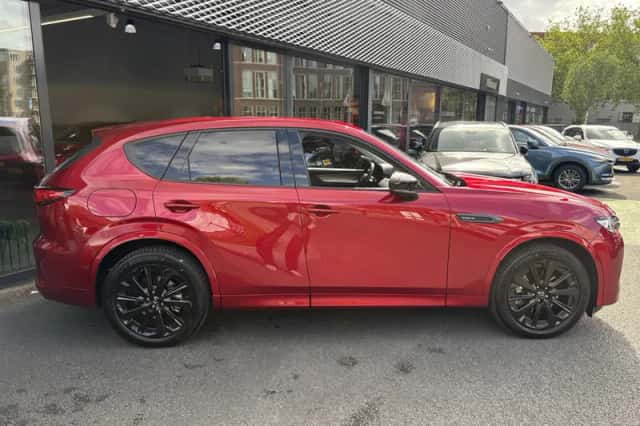 Mazda CX-60 (2022) thumbnail 2