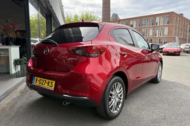 Mazda 2 (2021) thumbnail 3