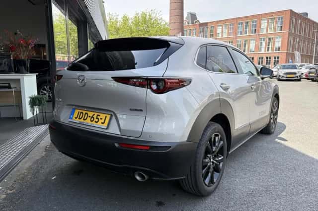 Mazda CX-30 (2025) thumbnail 3