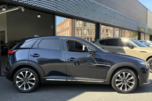Mazda CX-3 (2019) thumbnail 2