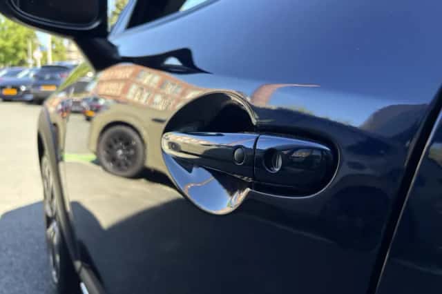 Mazda CX-3 (2019) thumbnail 5