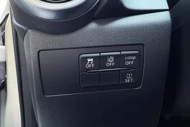Mazda 2 (2022) thumbnail 6