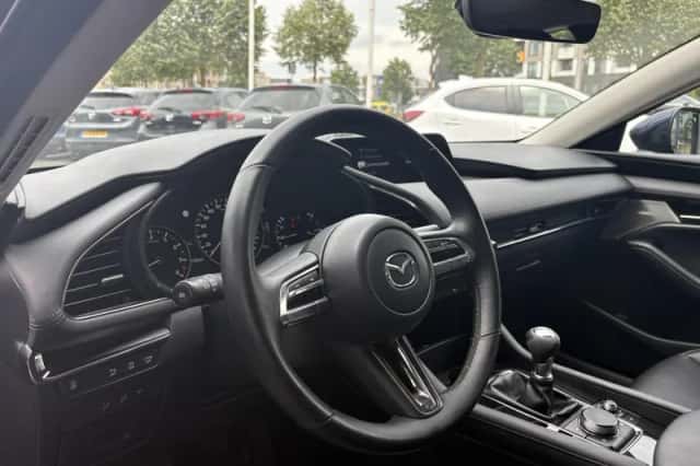 Mazda 3 (2022) thumbnail 6