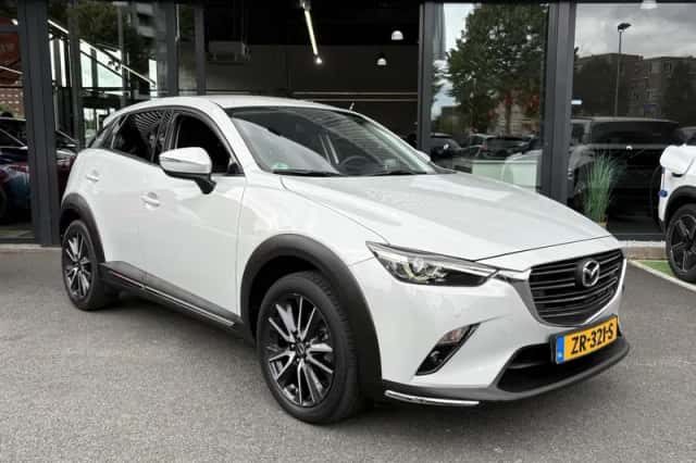 Mazda CX-3 (2018) thumbnail 2