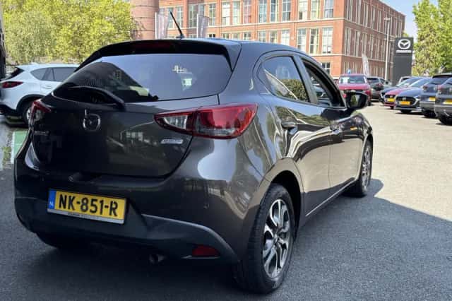 Mazda 2 (2017) thumbnail 3