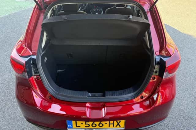Mazda 2 (2021) thumbnail 4