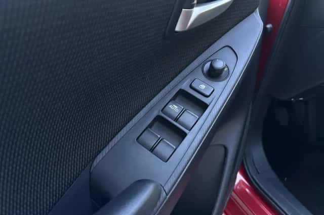 Mazda 2 (2021) thumbnail 5