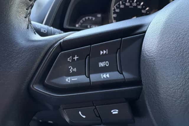 Mazda 2 (2021) thumbnail 6