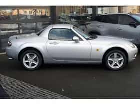 Mazda MX-5 thumbnail 2