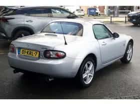 Mazda MX-5 thumbnail 3