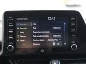 Toyota C-HR (2021) thumbnail 24