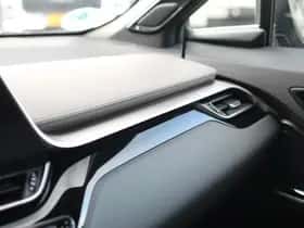 Toyota C-HR (2021) thumbnail 25