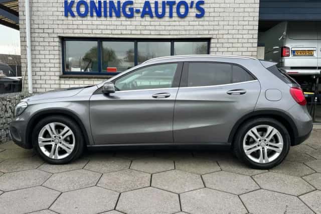 Mercedes-Benz GLA-Klasse (2014) thumbnail 2