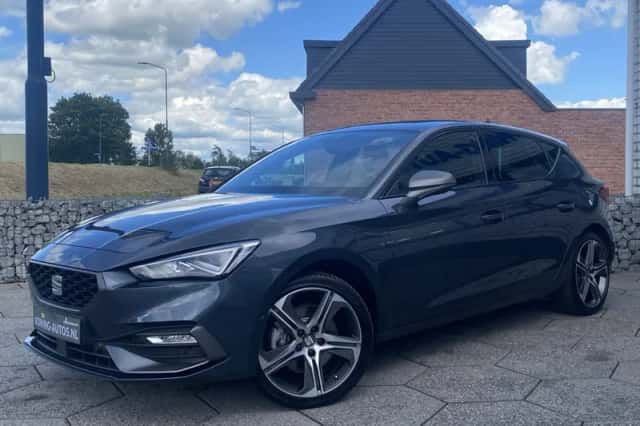 SEAT Leon (2021) thumbnail 2