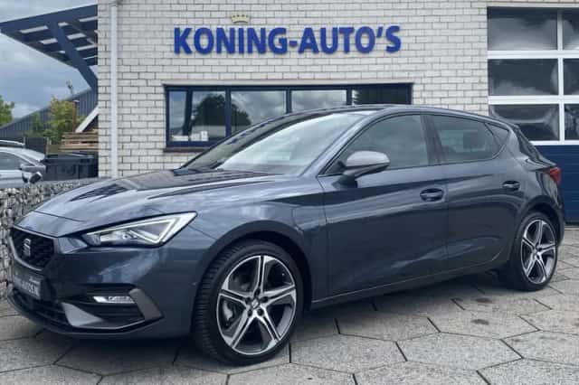 SEAT Leon (2021) thumbnail 5