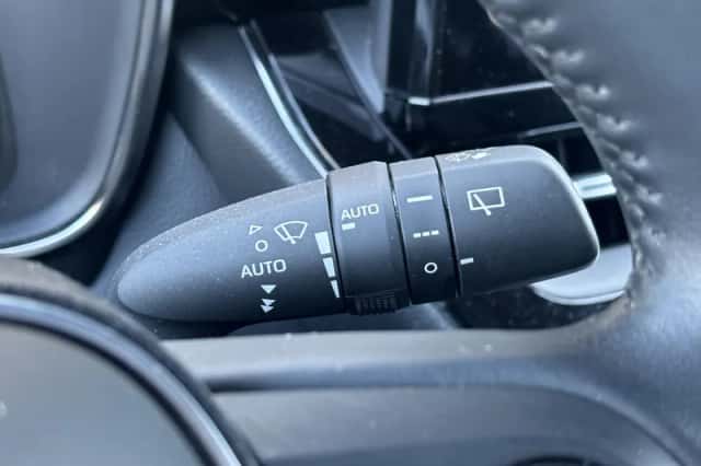 Toyota Corolla (2023) thumbnail 26