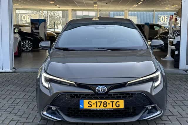 Toyota Corolla (2023) thumbnail 6
