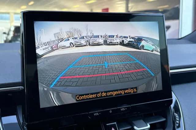 Toyota Corolla (2023) thumbnail 9
