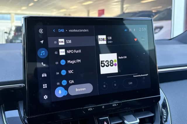 Toyota Corolla (2023) thumbnail 10